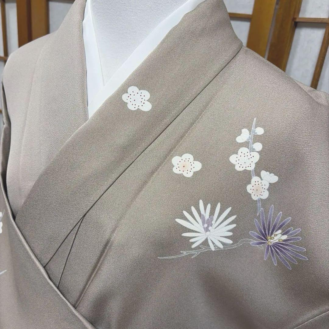 正絹　付け下げ　友禅染《金彩　金駒刺繍　花々》