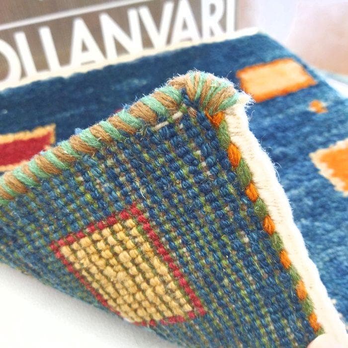 値下げ交渉ミニギャベ●29×30㎝●手織●本物●新品未使用 遊牧民が紡ぐギャッベ