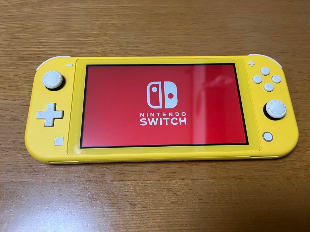 Nintendo Switch Lite イエロー 箱付き 商品説明必読