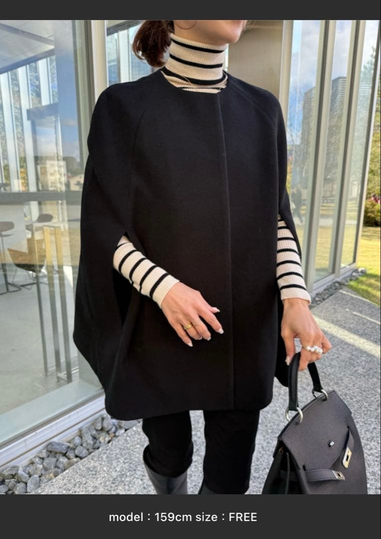 【新品タグ付き】ブラック ケープコート FREEサイズ