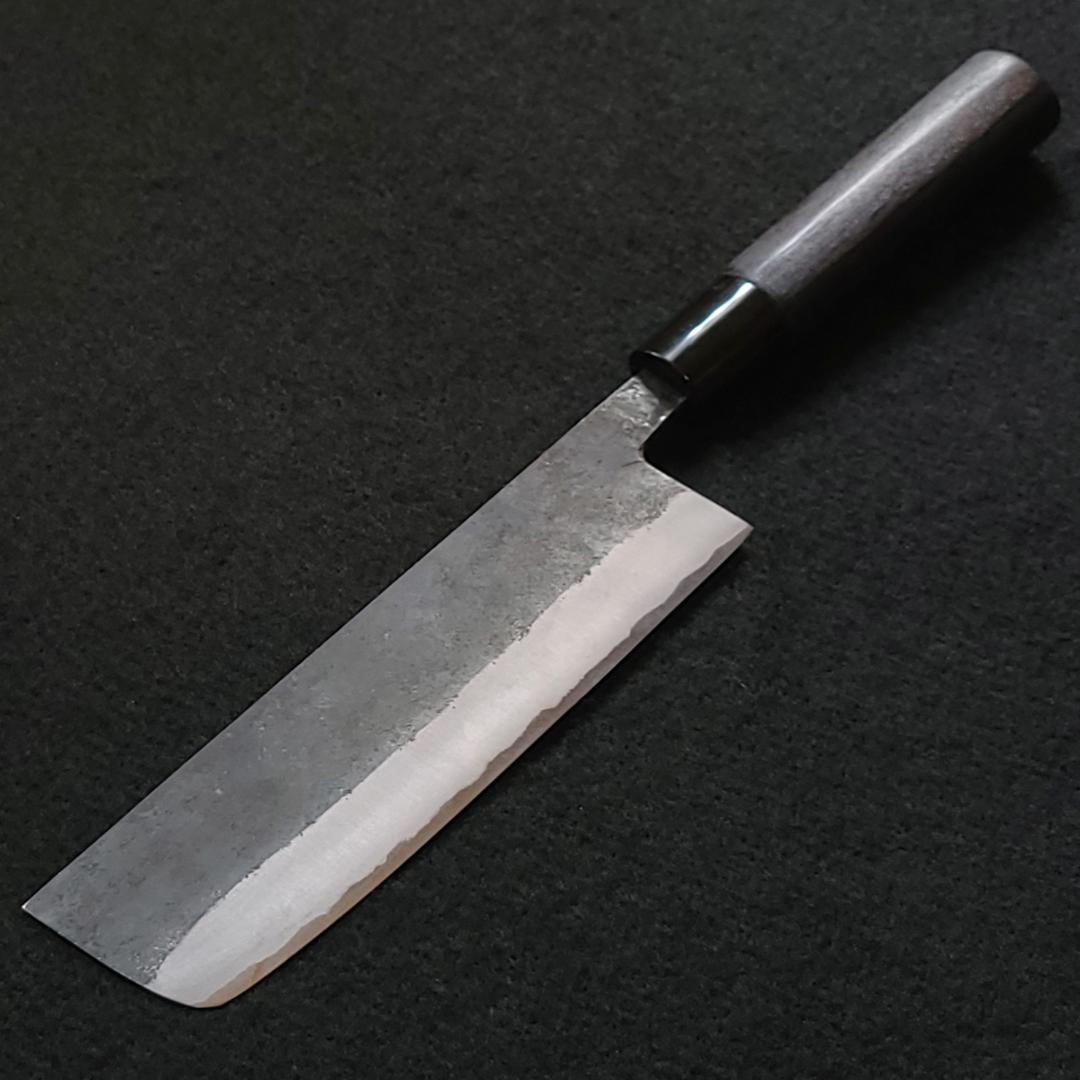 青紙２号クラッド　黒打　菜切型万能包丁160㎜　焼柄　G1635