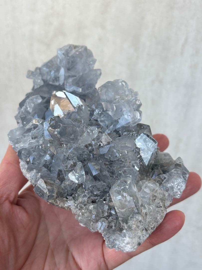 高品質　セレスタイト　原石　1353g 宝石質　ガラス質　感動するレベル