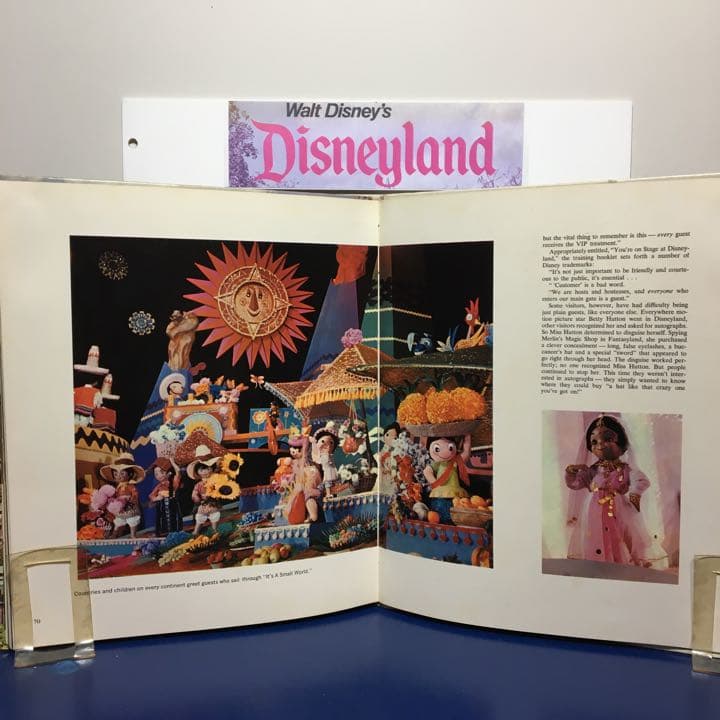 Walt Disney’s Disneyland 公式写真集 1975-6発行