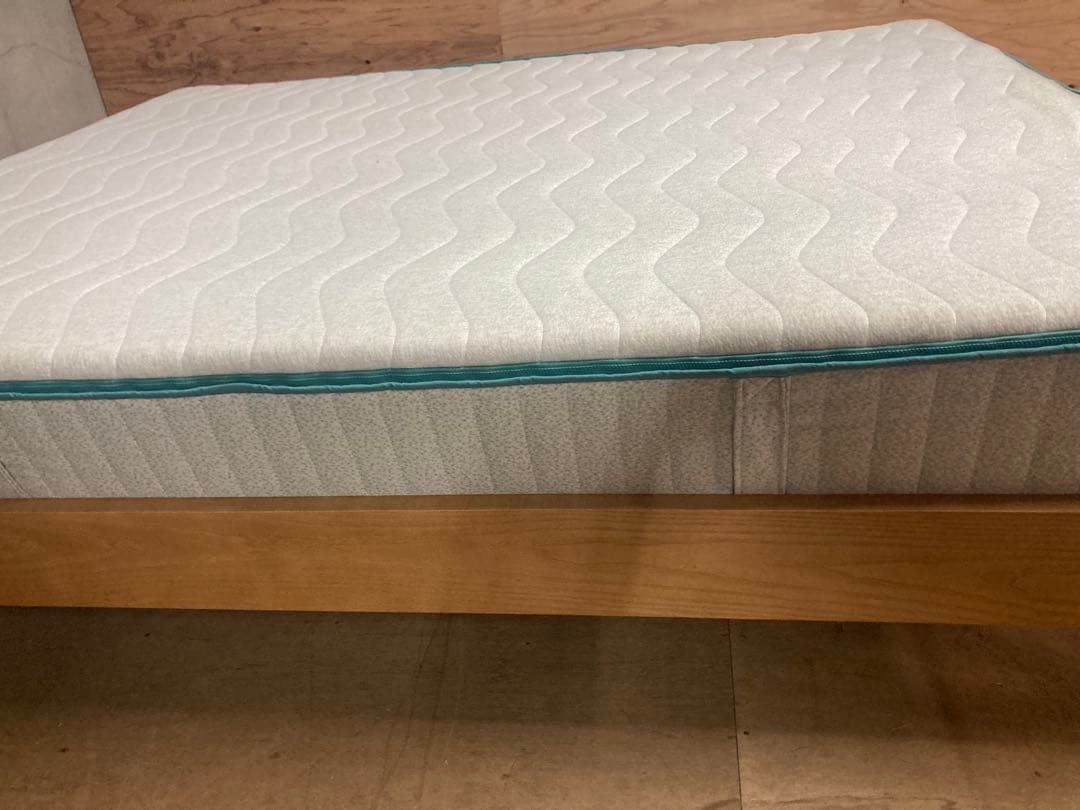 ⑤（在庫処分セール）コアラマットレスPlas プラス【クイーン】