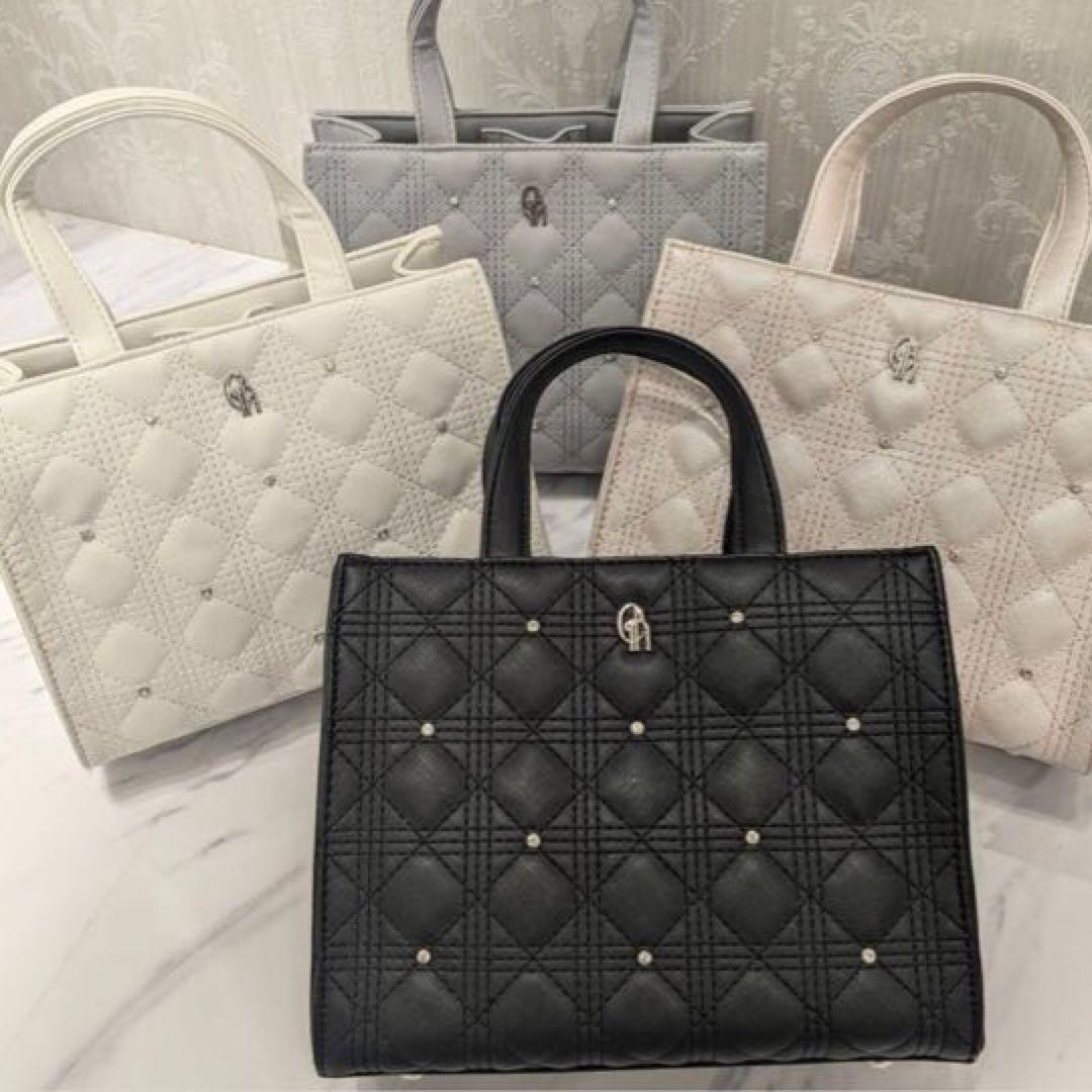 ❤︎4点セット❤︎ pium、量産型、ビジューバッグ、honey mew