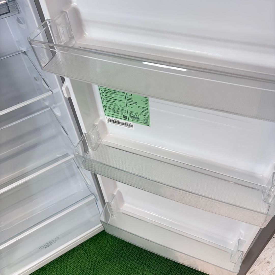 731 中型冷蔵庫　2024年製　小型　一人暮らし　右開き　2ドア　1〜2人向け