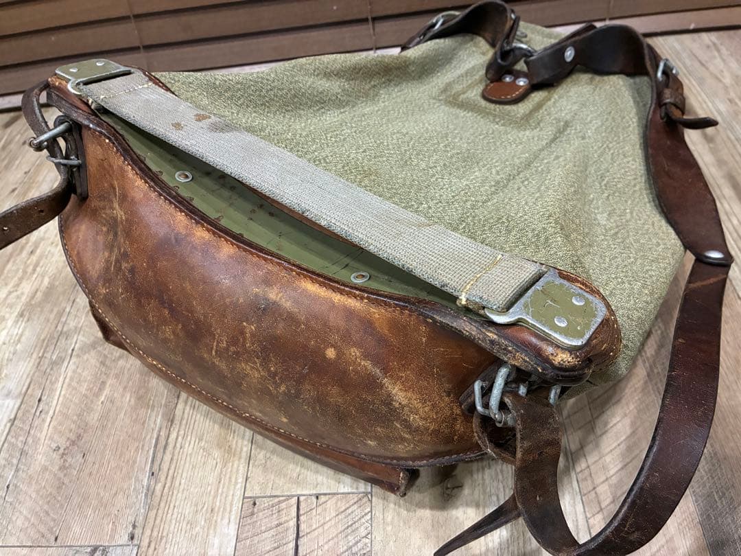 ごま塩　スイス軍　1960年　リュック