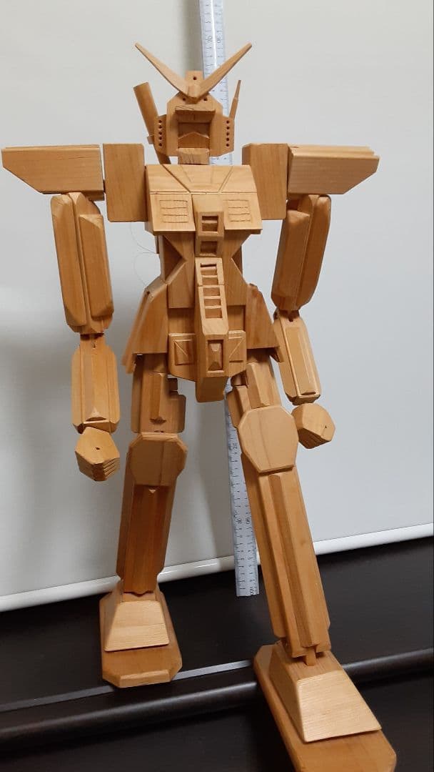 手作り木工・木製可動式ロボット(材料　ヒノキ材素地仕上げ)