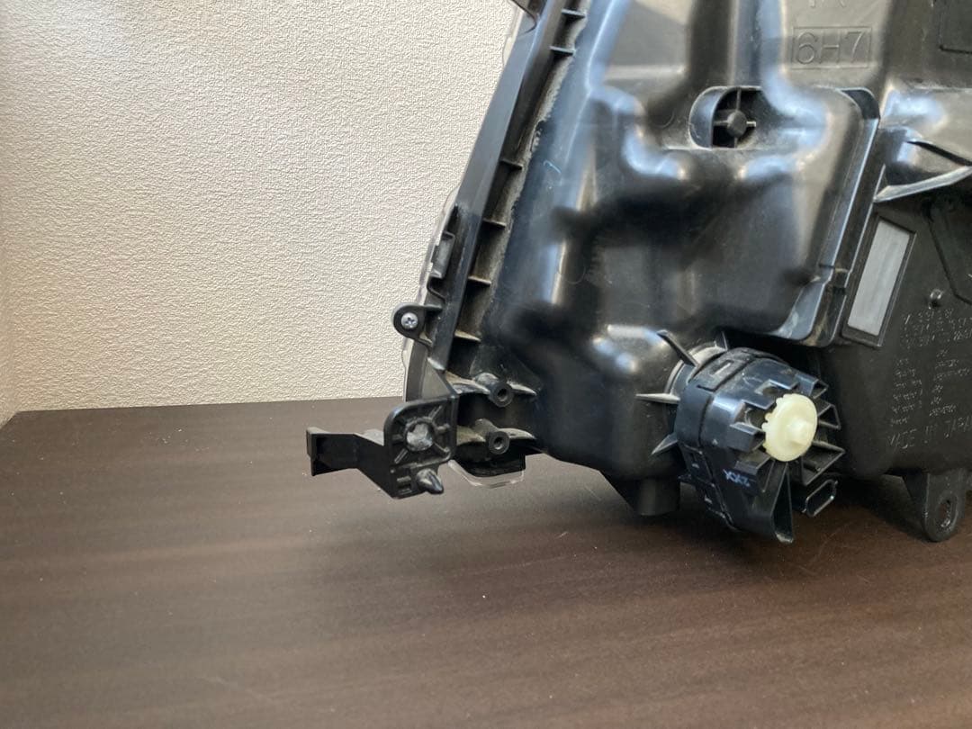 ハイゼット(S700V) 右ヘッドランプ　美品