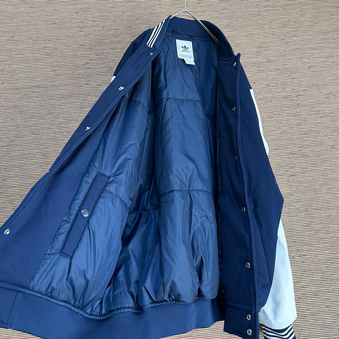 【アディダス】スタジャン　ネイビー白　トレフォイル　デカロゴ　刺繍F2