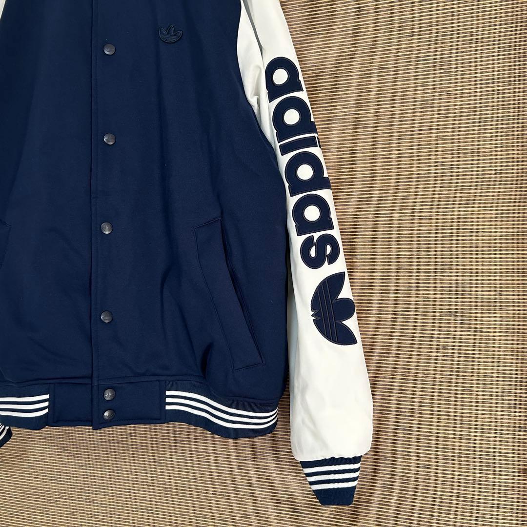 【アディダス】スタジャン　ネイビー白　トレフォイル　デカロゴ　刺繍F2