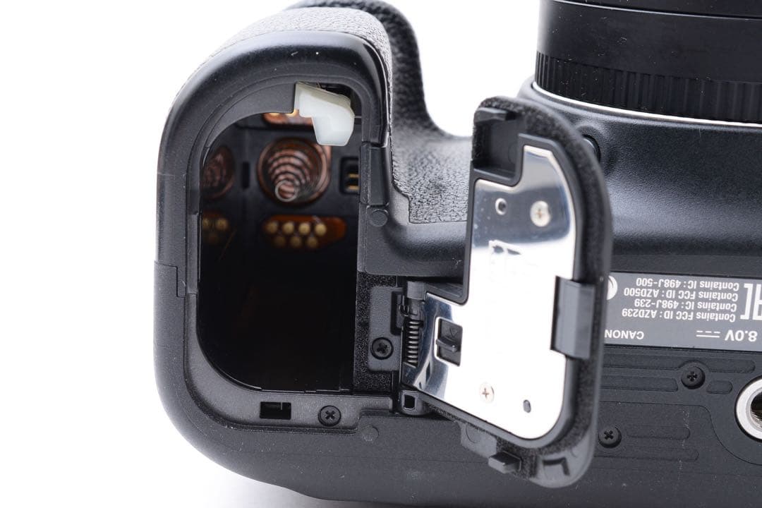 保証付/一眼レフカメラ Canon EOS 6D Mark II標準レンズセット