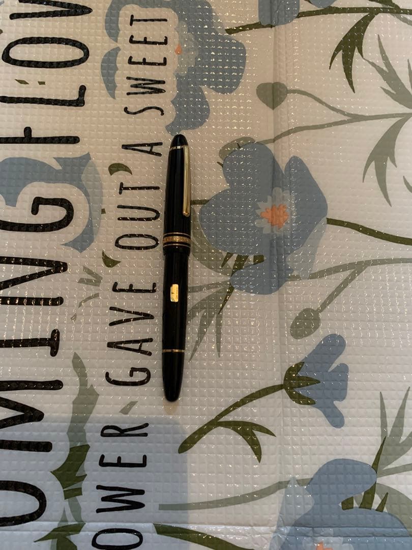 【MONT BLANC】未使用品 万年筆