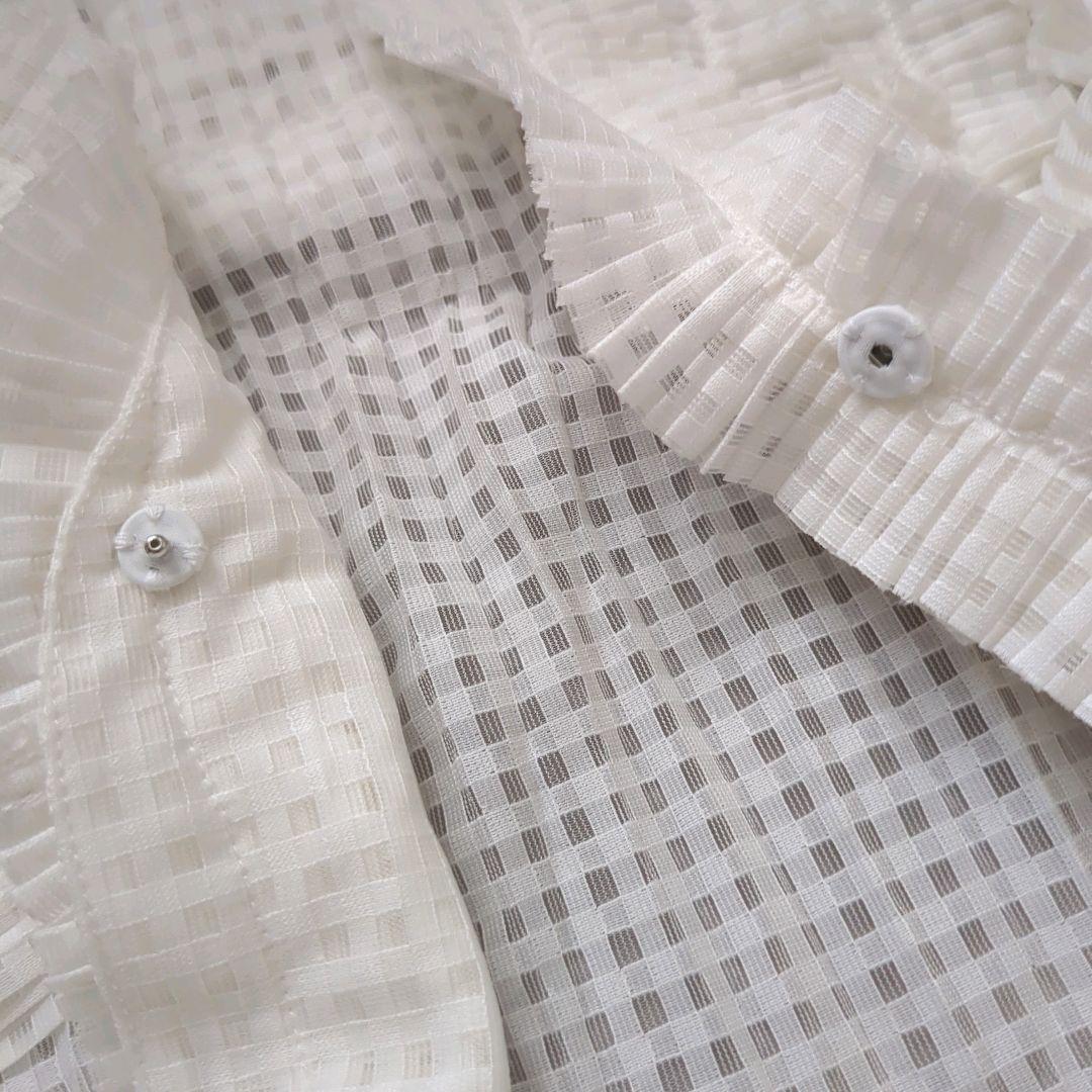 NOKO OHNO/ノコオーノ　美品　羽織り　　ビジュー　ジャケット　プリーツ