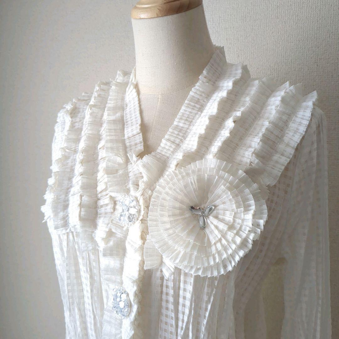 NOKO OHNO/ノコオーノ　美品　羽織り　　ビジュー　ジャケット　プリーツ