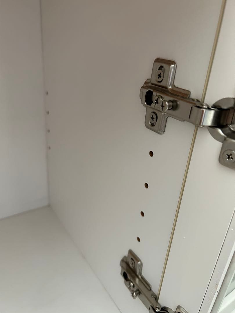 ホワイトキャビネット リビングボード サイドボード ガラス扉付き②