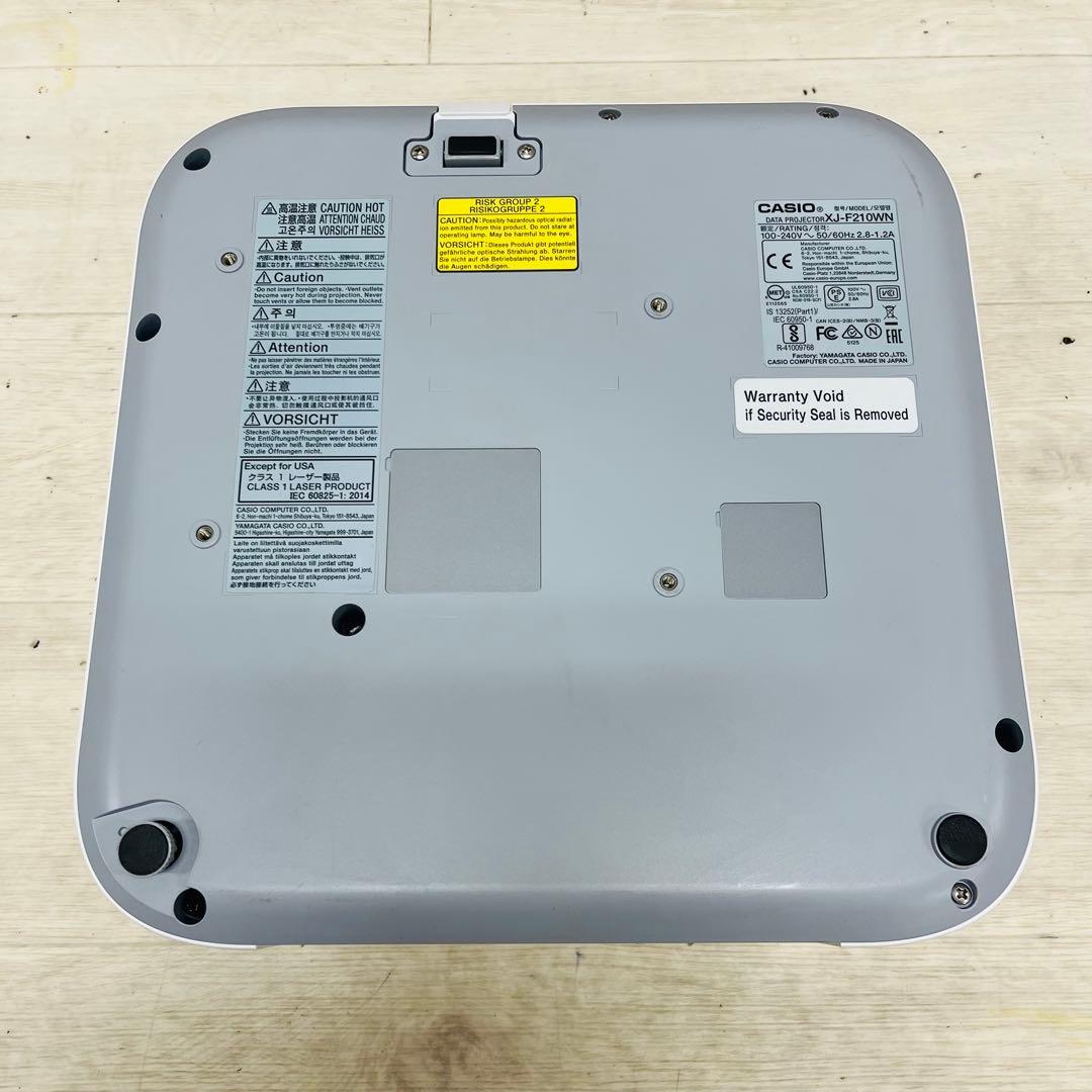 美品 CASIO プロジェクター XJ-F210WN WXGA リアルモデル