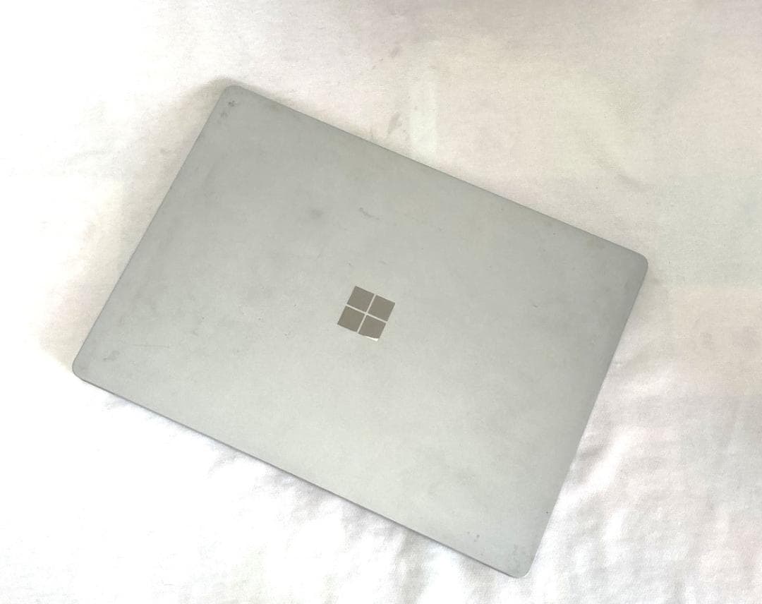 良品 マイクロソフト Surface Laptop2 i7 薄型 タッチパネル