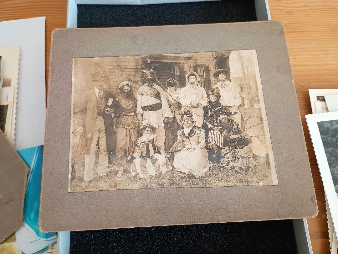 Christian Holstad 「Fellow Travelers」