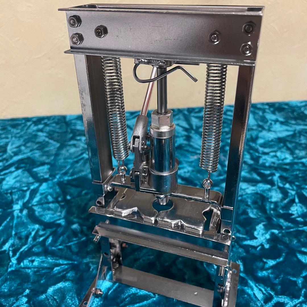 貴重★ アルミ製　ミニチュアガレージキット⭐︎本物同様の動き‼︎