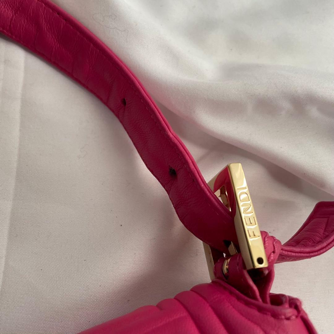 ✨️未使用級✨️ FENDI フェンディ　マンマバケット　ハンドバッグ　レザー