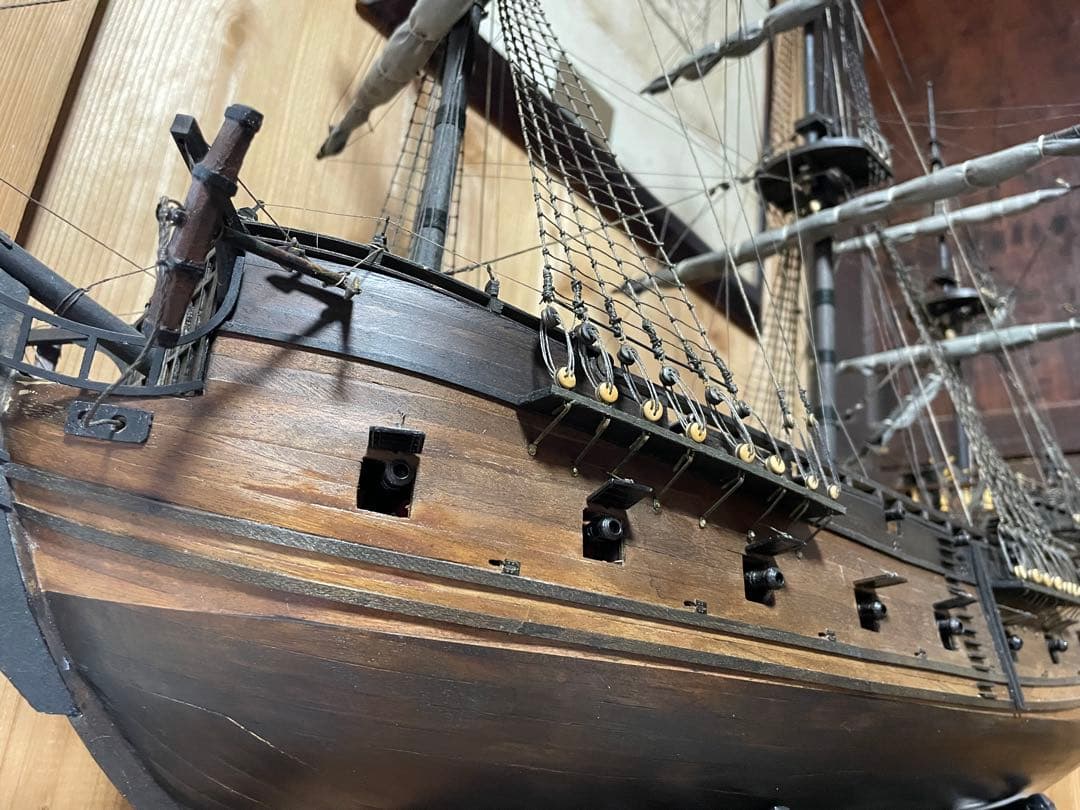 木造帆船模型　パイレーツ・オブ・カリビアン アシェット　1〜135ブラックパール
