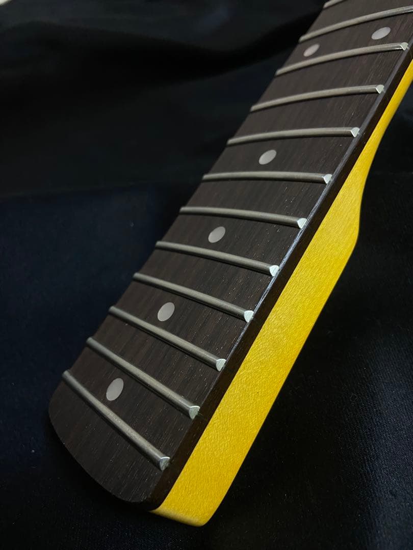 ストラトキャスタービンテージネック（No1）ビンテージカラーニトロサテン塗装