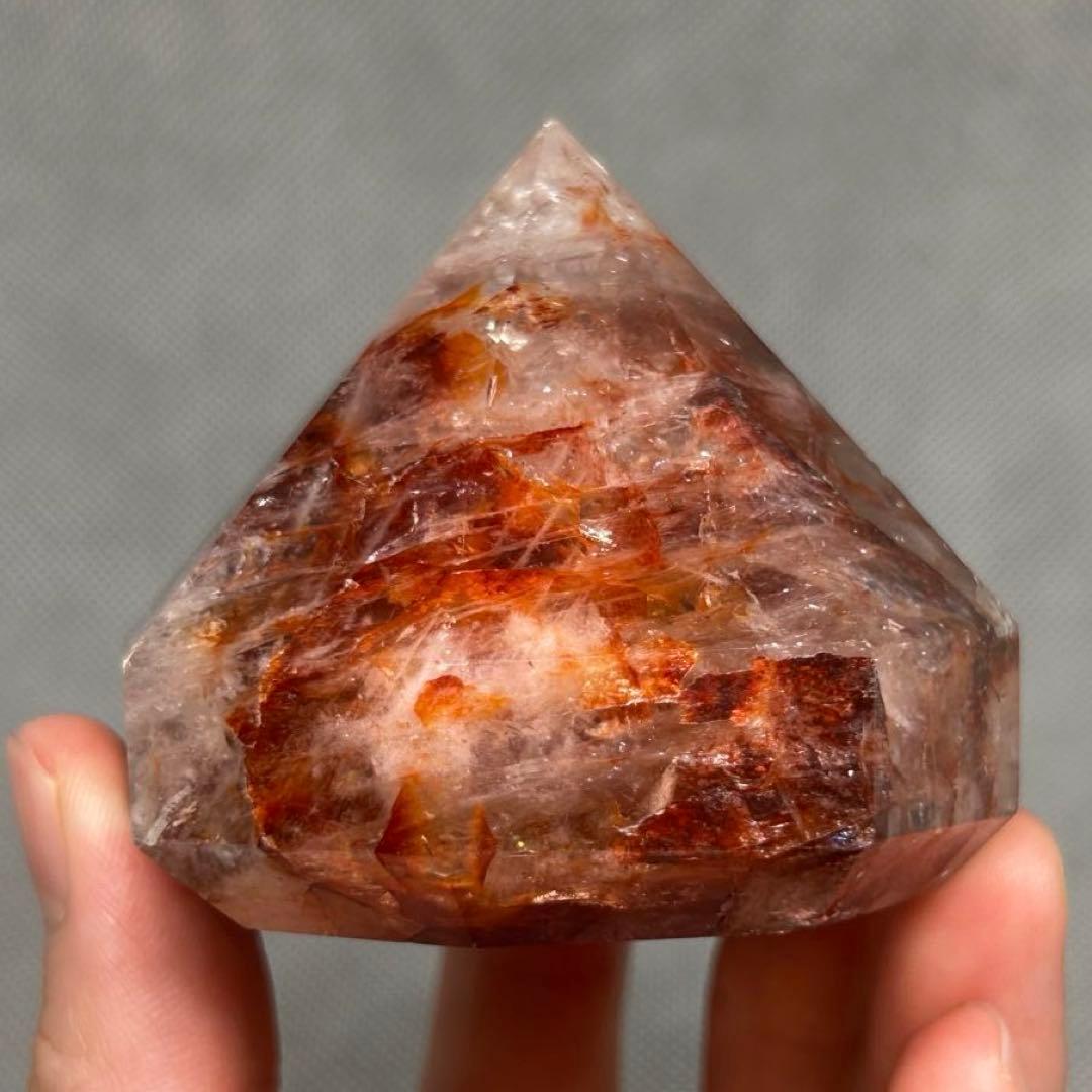 ダイアモンド型　ファイヤークォーツ　虹あり　225g