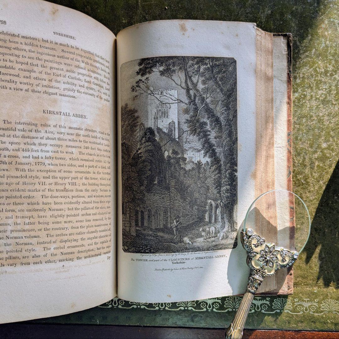 まるで貴族の書斎に飾られていたような、重厚なアンティーク本セット♪古書洋書