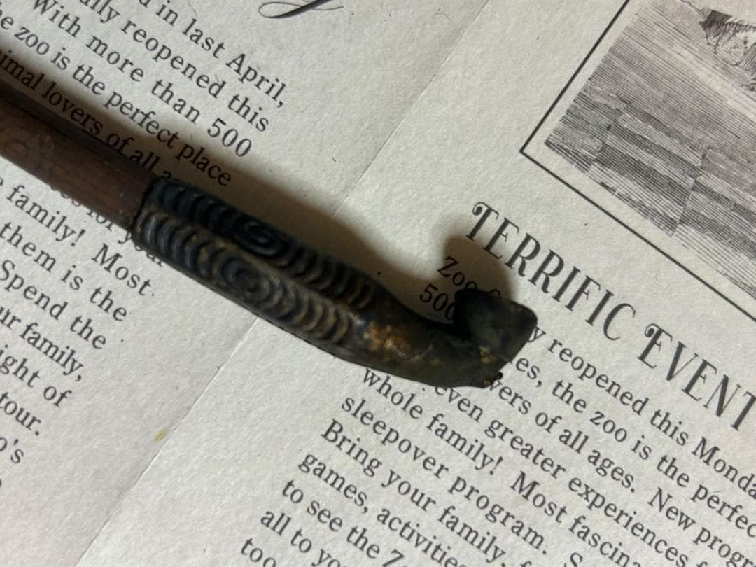 昭和のタバコ入れ　煙管入れ　材質不明 昭和レトロ　キセル