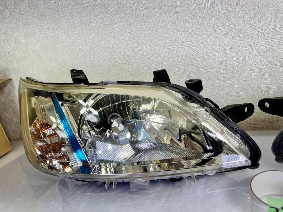 エクシーガ YA9 YA4 YA5 YAM前期 純正 HID ヘッドライト 左右