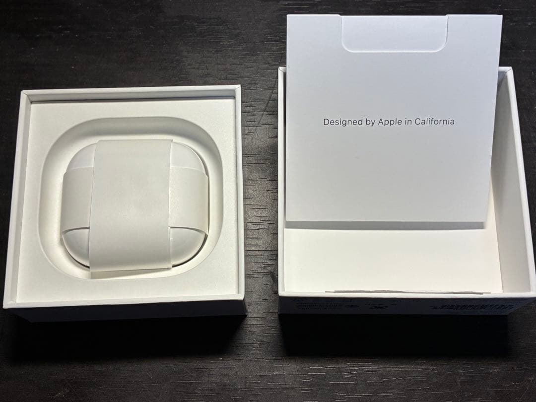 AirPods4 ANC搭載　ケース付き