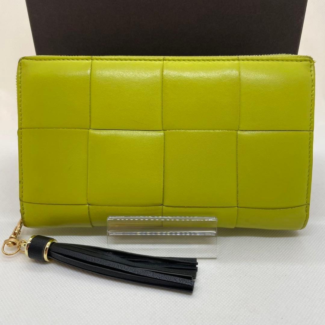 【訳あり美品】ボッテガヴェネタ マキシイントレチャート 長財布 ジップ 小銭入れ