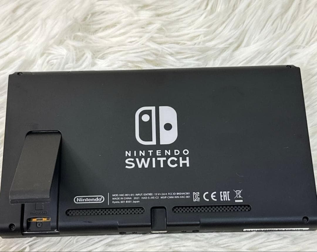 美品 Nintendo Switch 本体のみ 2021年製 任天堂 強化版