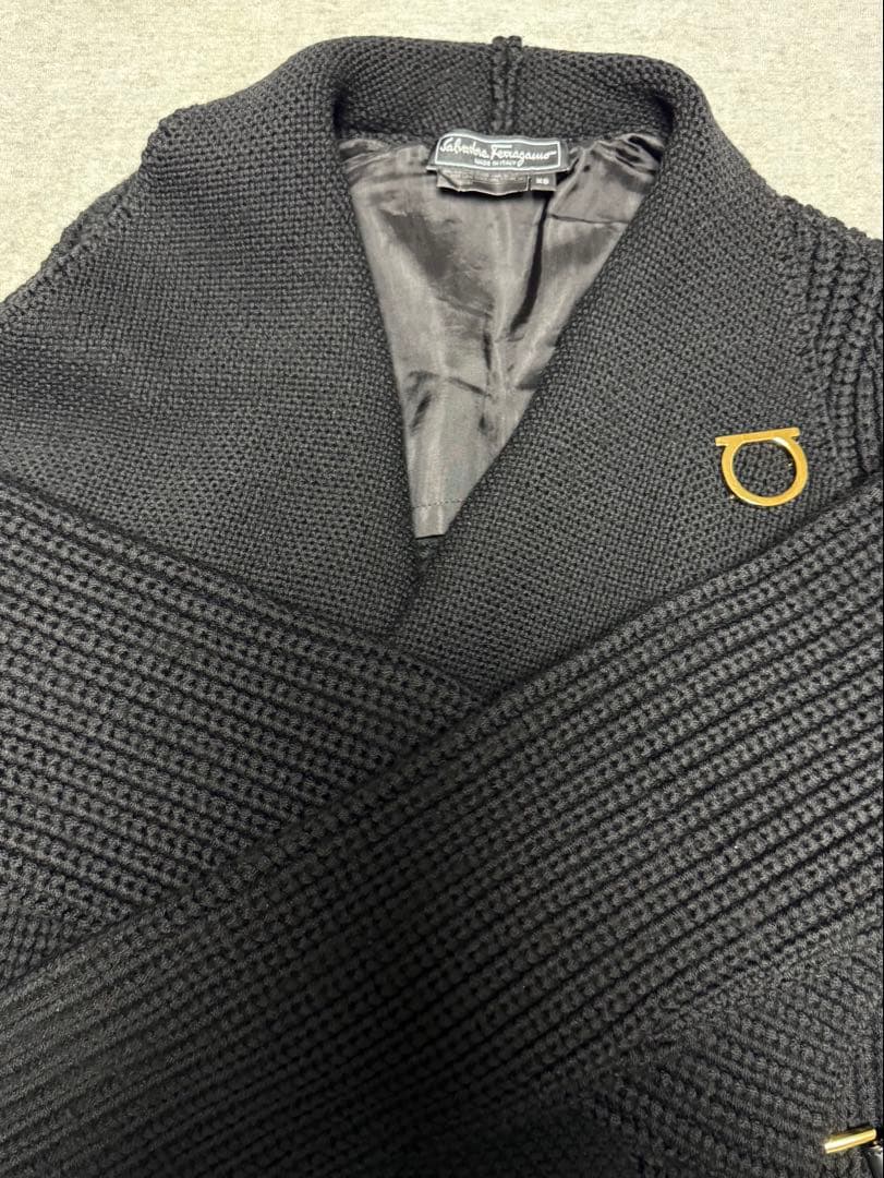 【フェラガモ】ニットコート
