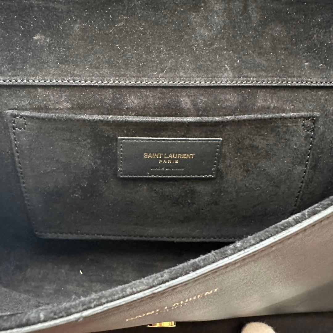 イヴ・サンローラン　レザー クラッチバッグ