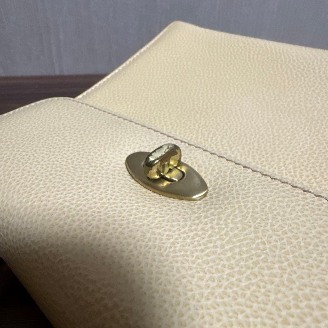 希少 オールドコーチ ショルダーバック 4413 ベージュ ゴールド金具