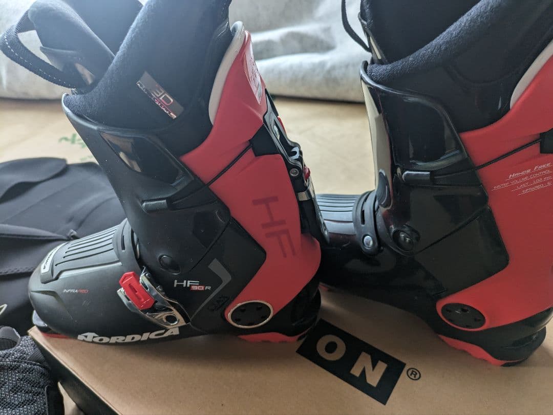 Nordica HF90R 25cm スキーブーツ 2023
