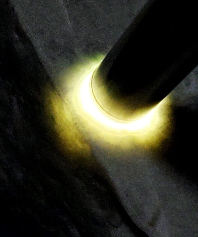 ★翡翠原石★糸魚川硬玉【小滝灰ラベ・転石・切り出し❷1528ｇ】