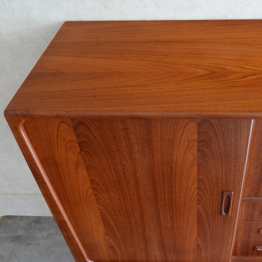 デンマーク 北欧ヴィンテージ チーク ローズウッド サイドボード キャビネット