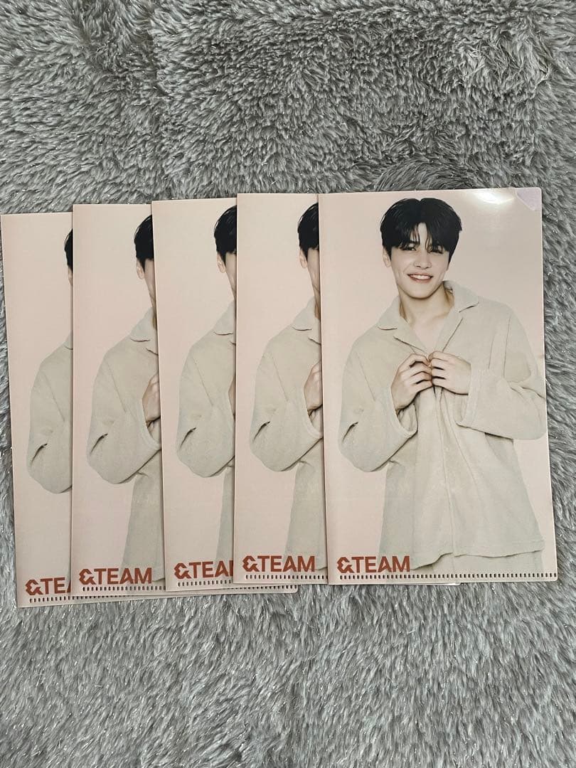 &TEAM マルチケース