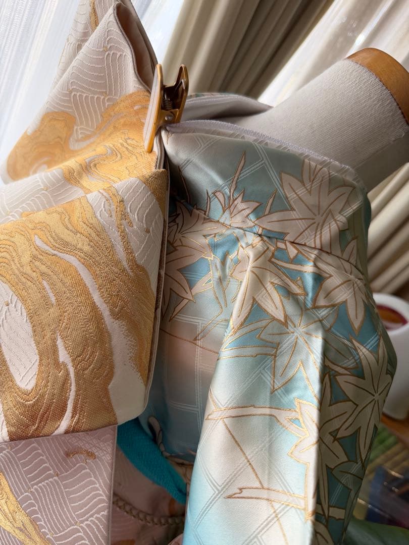 振袖フルセット アイボリー×ブルーグラデ 金箔金駒刺繍