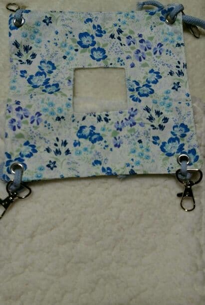 モモンガハウス(小花柄)ボア白       2000円