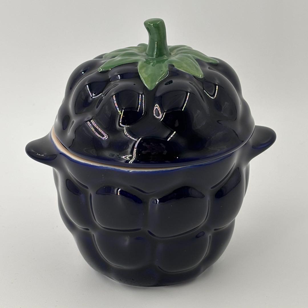 廃盤　希少　ルクルーゼ　ベリーシリーズ　ミニココット　ブラックベリー