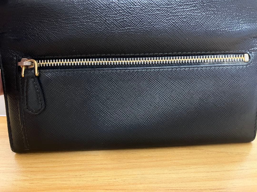 PRADA プラダ サフィアーノ メタル フラップ 長財布 ブラック