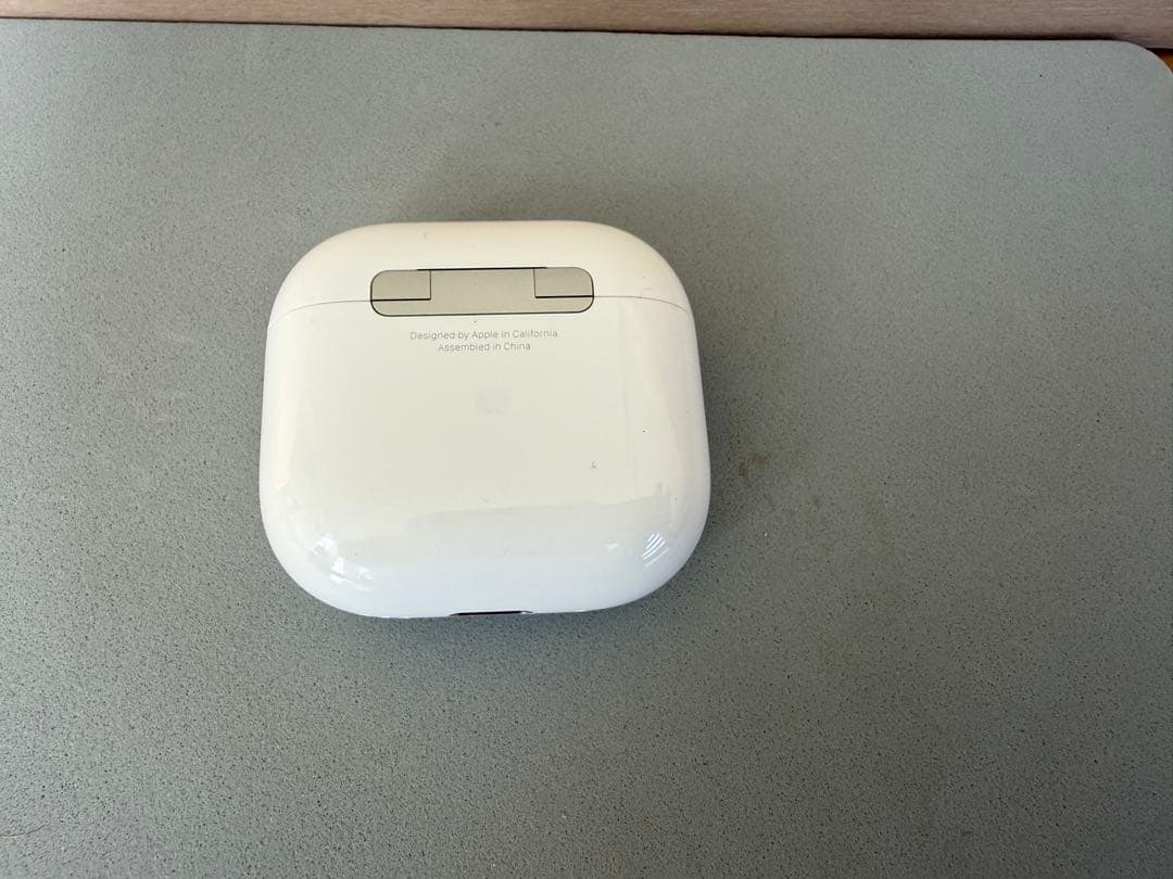 AirPods 4 本体 ANC ノイズキャンセリング