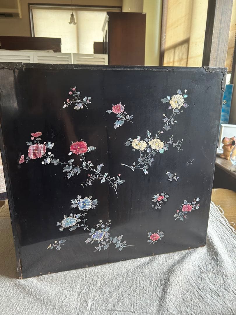 ② 螺鈿細工　小箪笥　アンティーク　難あり