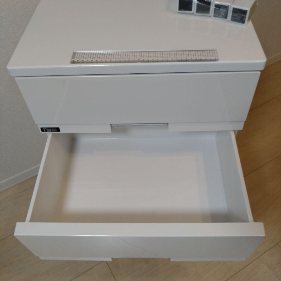 中古チェスト　フィッツプラス プレミアム FP5504 4段 セラミックホワイト