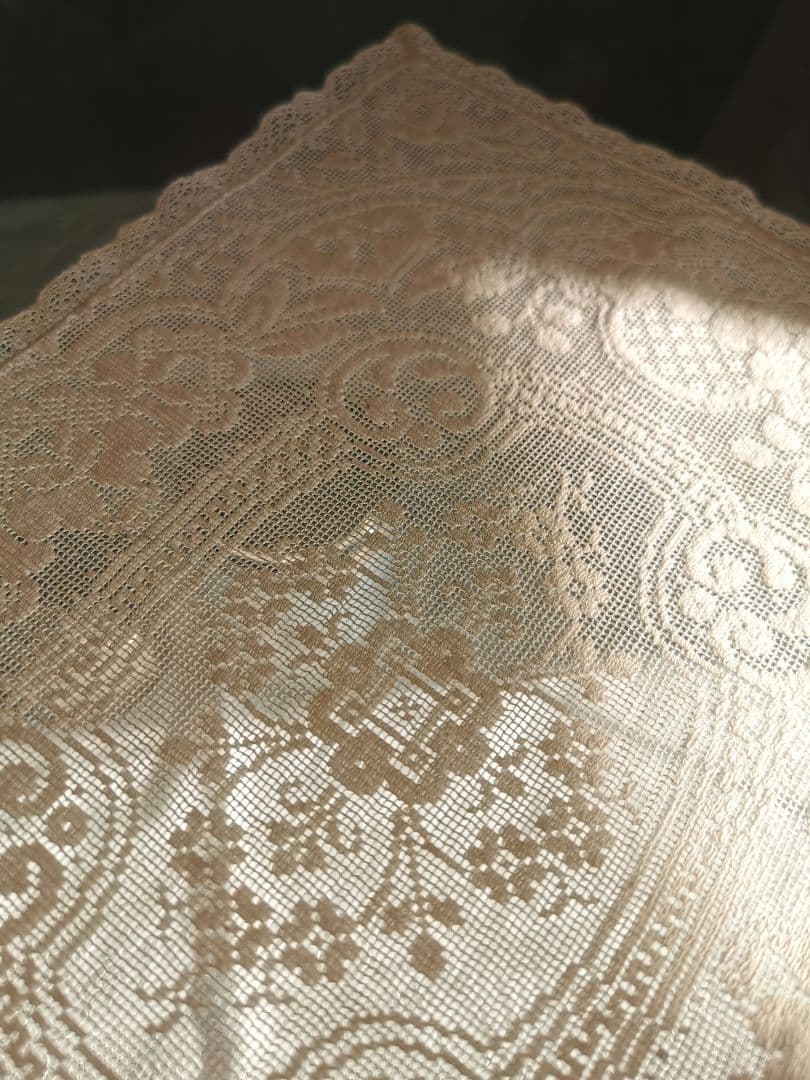 アンティーク 目の細かな◻◽フィレレース レクタングル トレイクロス ローズ紋β