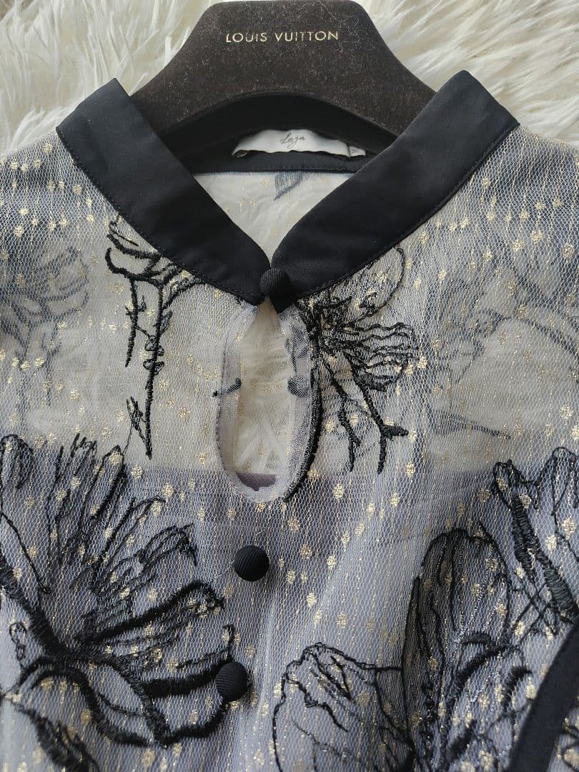 美品✨️lejaパイピングプチハイネック花柄刺繍ラメレースロングドレスワンピース